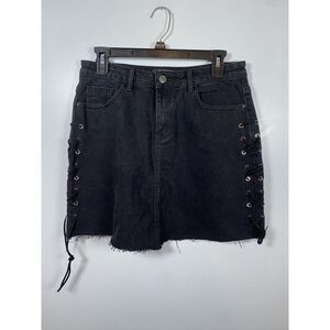 L&B Black Denim Side‎ Lace Skirt Size Large